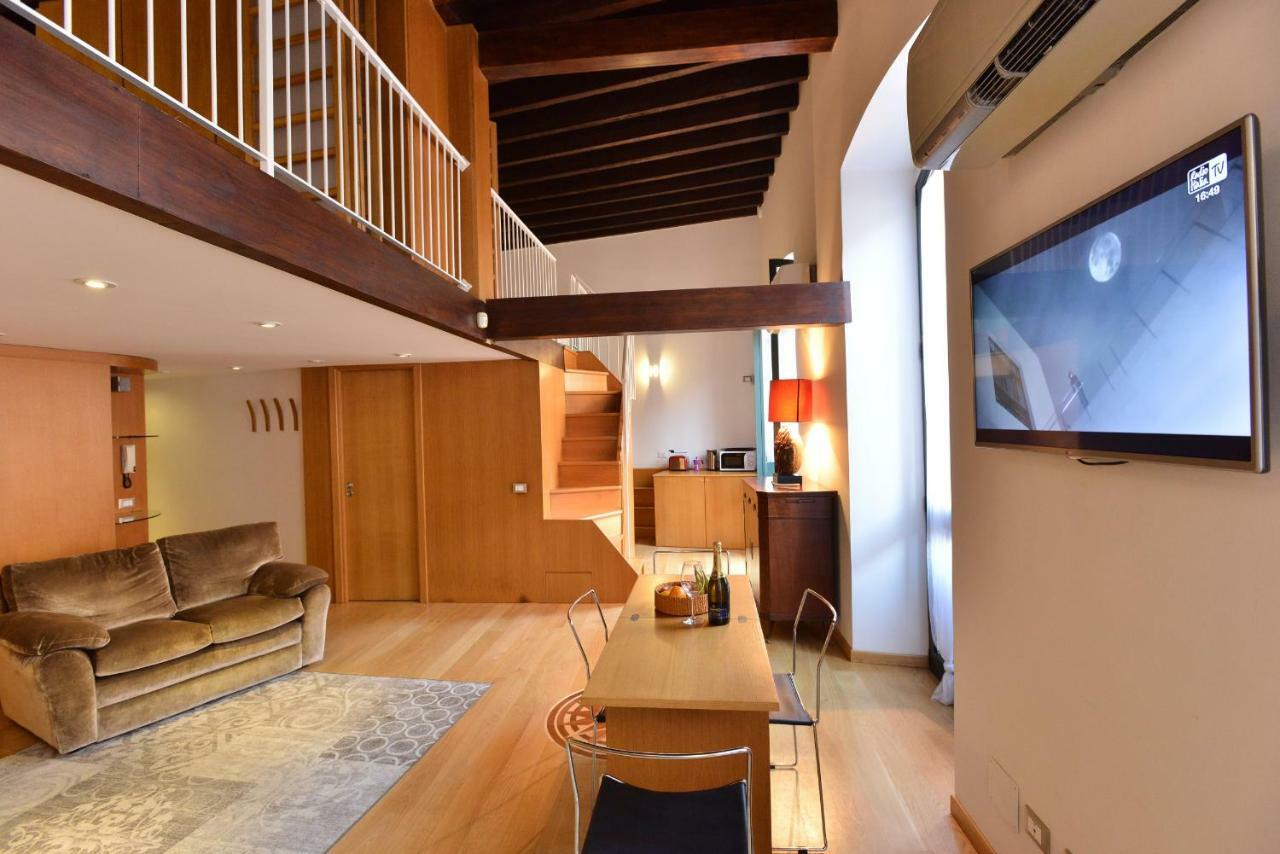 Izzhome Full Center Grand * Cagliari